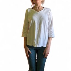 St John’s Bay basic Cotton white tee shirt with 3/4 sleeves L